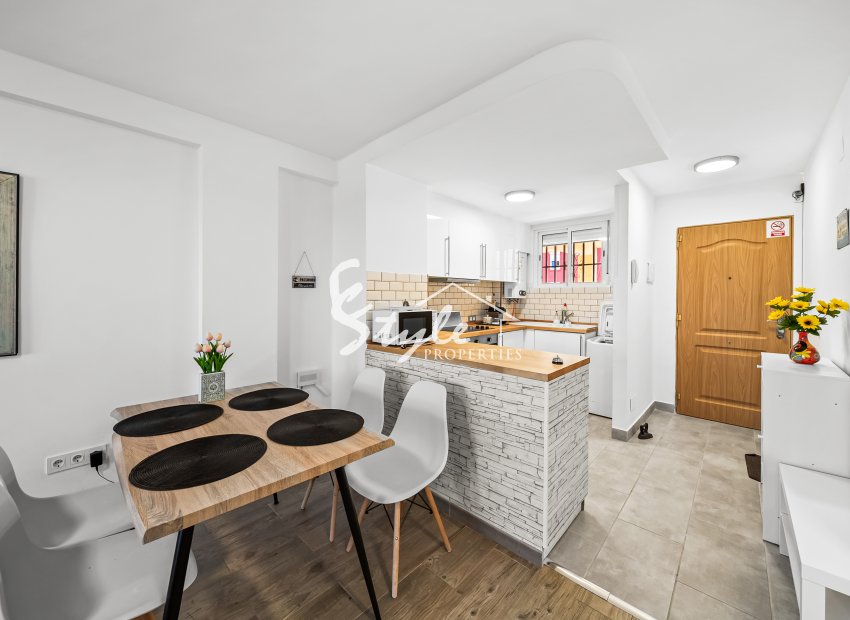 Resale - Apartamento - Torrevieja - Cabo Cervera