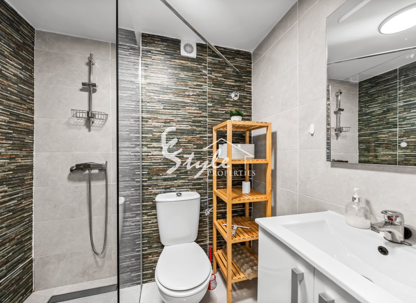 Resale - Apartamento - Torrevieja - Cabo Cervera