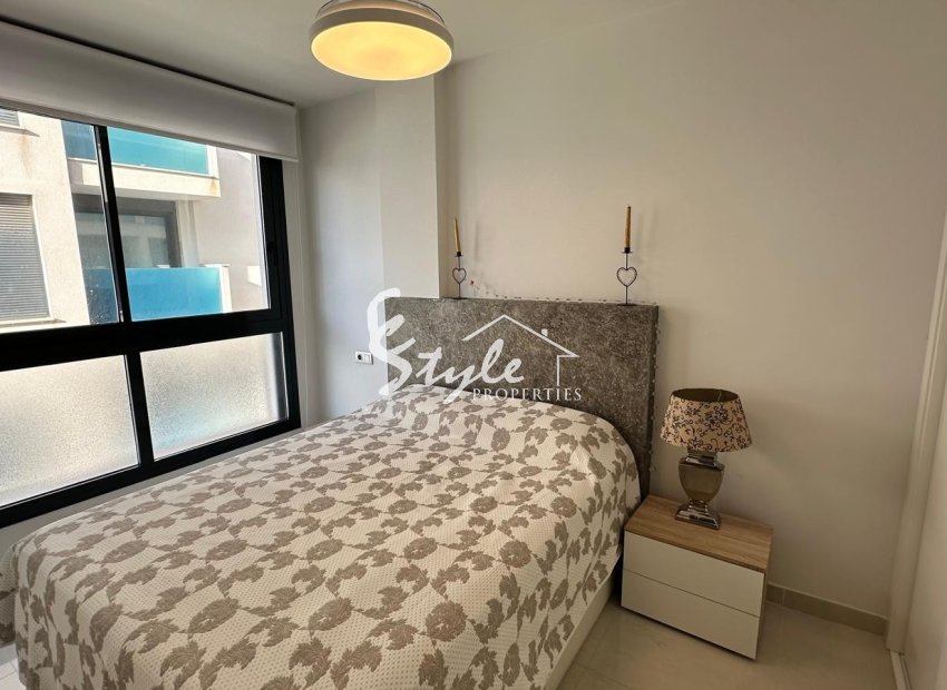 Resale - Apartamento - Torrevieja - Calas Blancas