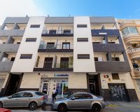 Resale - Apartamento - Torrevieja - Calle Finlandia