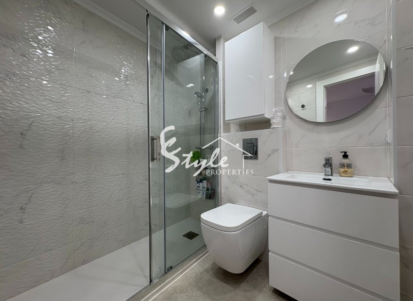 Resale - Apartamento - Torrevieja - Center