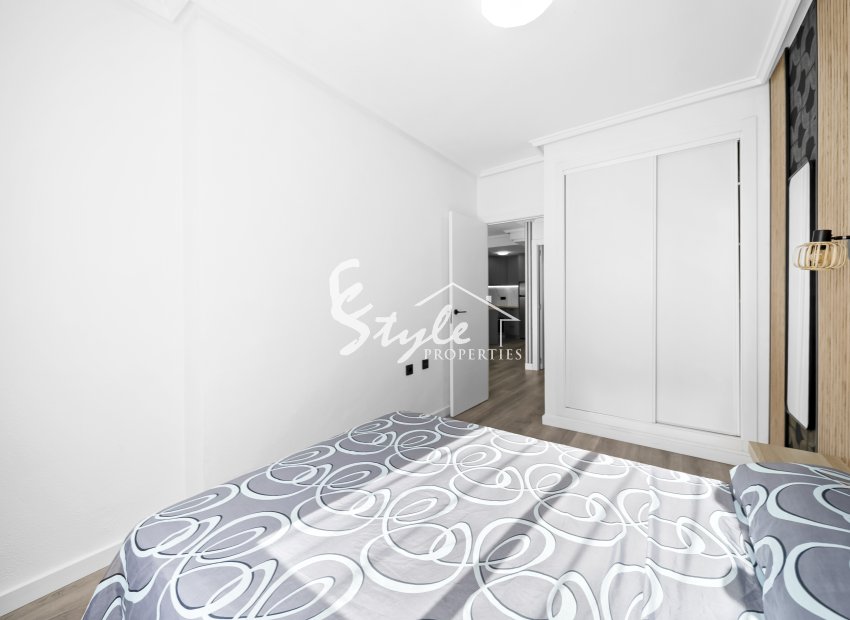 Resale - Apartamento - Torrevieja - Center