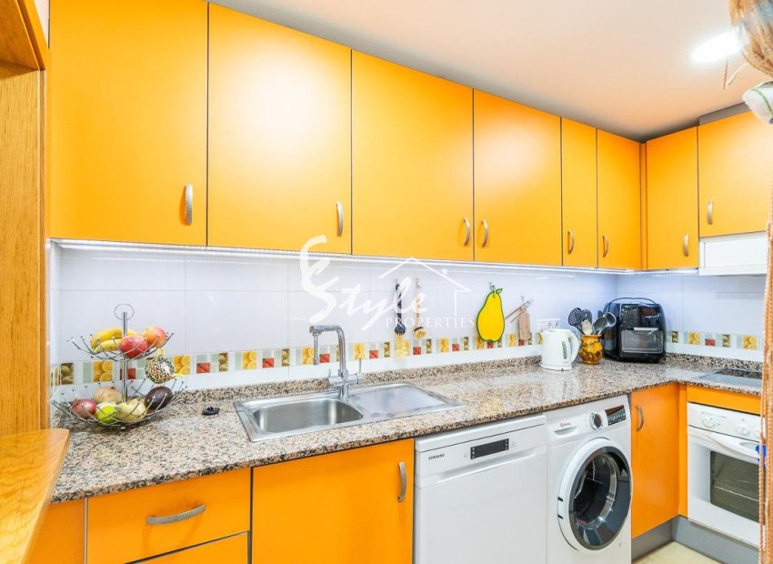 Resale - Apartamento - Torrevieja - Center