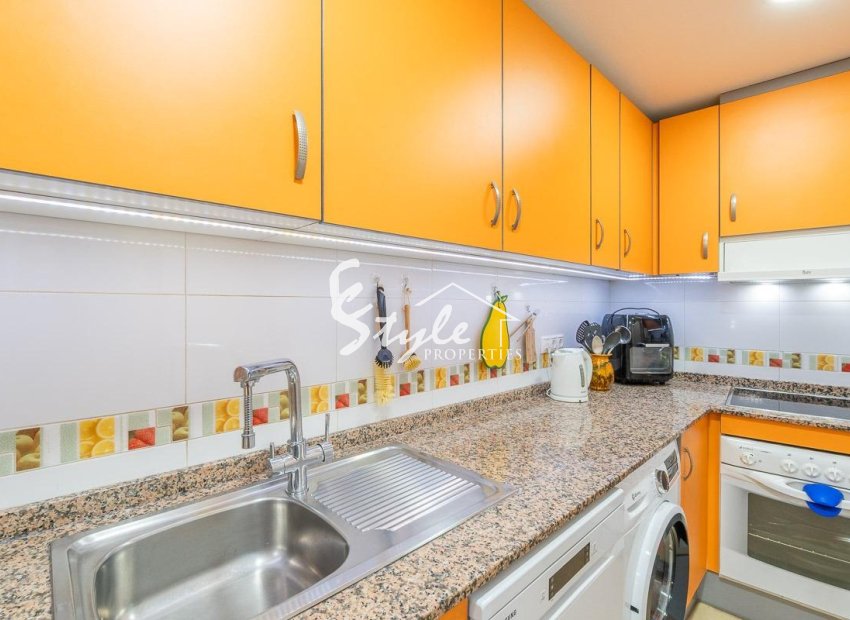 Resale - Apartamento - Torrevieja - Center