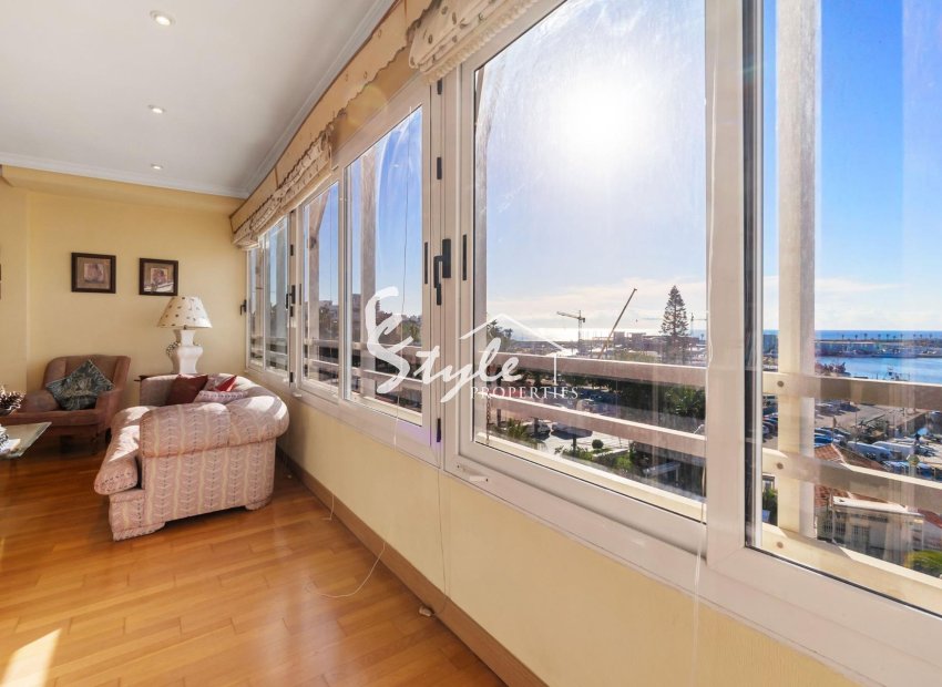 Resale - Apartamento - Torrevieja - Centro - Muelle Pesquero
