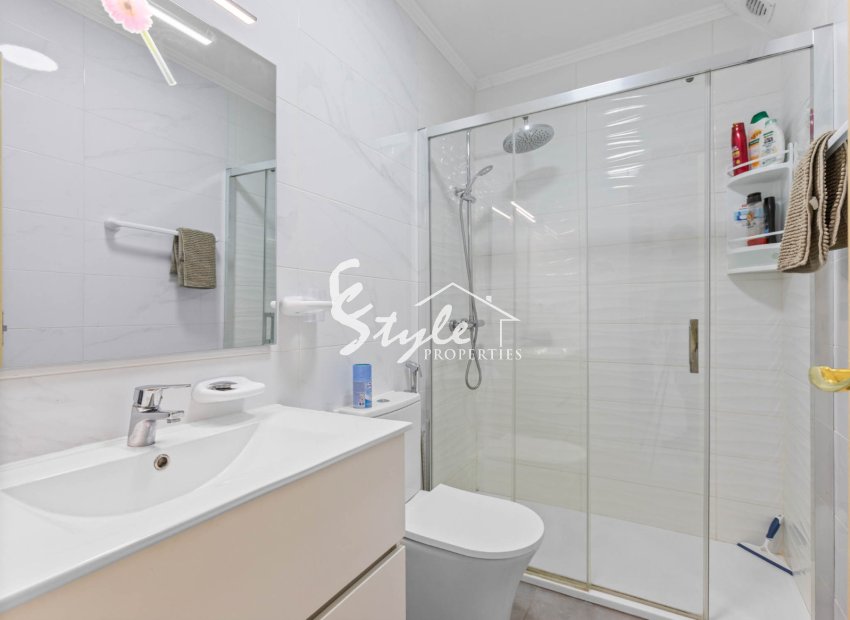 Resale - Apartamento - Torrevieja - El Chaparal