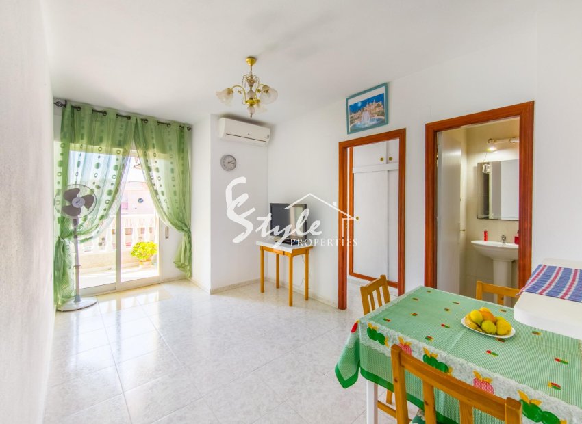 Resale - Apartamento - Torrevieja - Estacion de autobuses