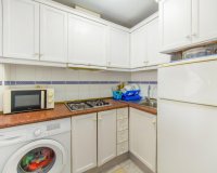 Resale - Apartamento - Torrevieja - Estacion de autobuses