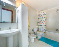 Resale - Apartamento - Torrevieja - Estacion de autobuses