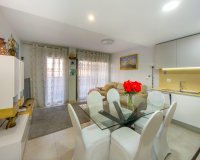 Resale - Apartamento - Torrevieja - Estacion de autobuses