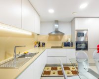 Resale - Apartamento - Torrevieja - Estacion de autobuses