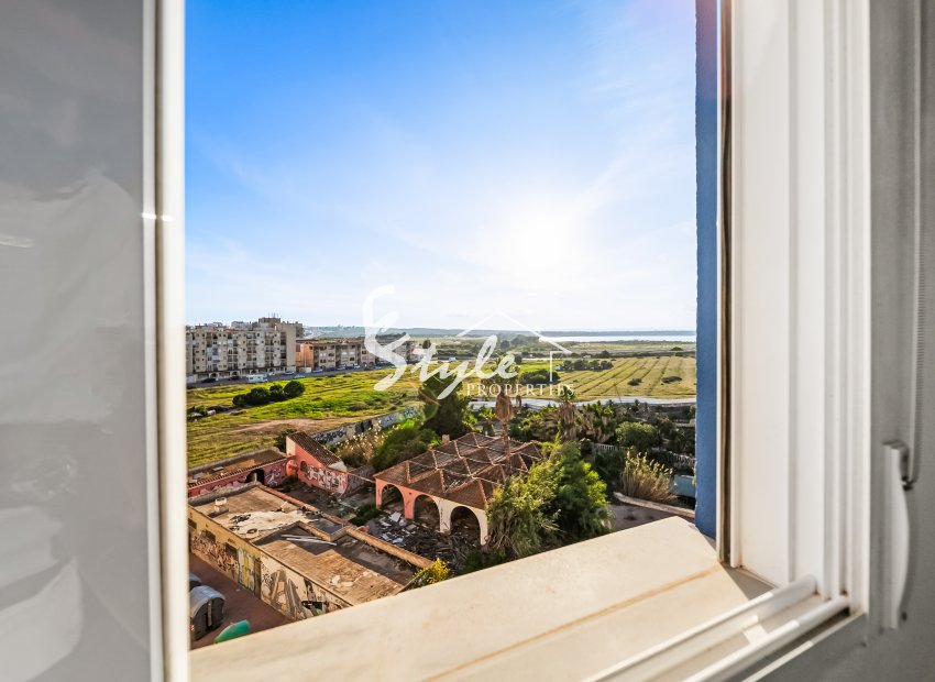 Resale - Apartamento - Torrevieja - La Mata