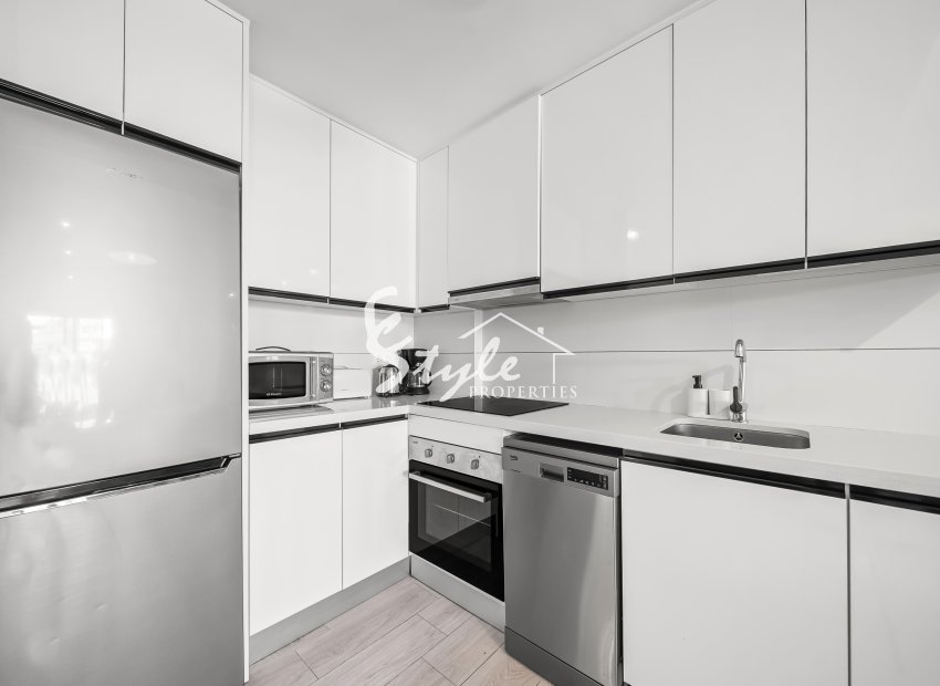 Resale - Apartamento - Torrevieja - La Mata