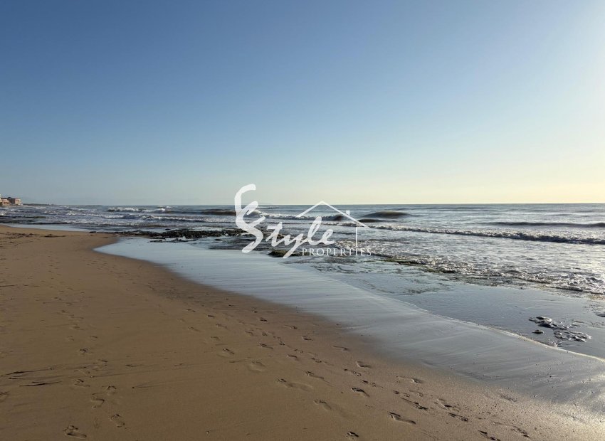 Resale - Apartamento - Torrevieja - La Mata