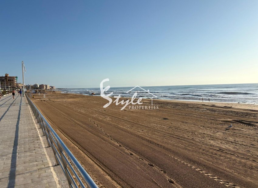 Resale - Apartamento - Torrevieja - La Mata