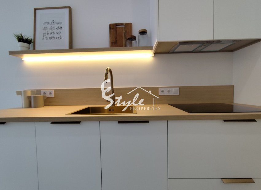 Resale - Apartamento - Torrevieja - La Siesta