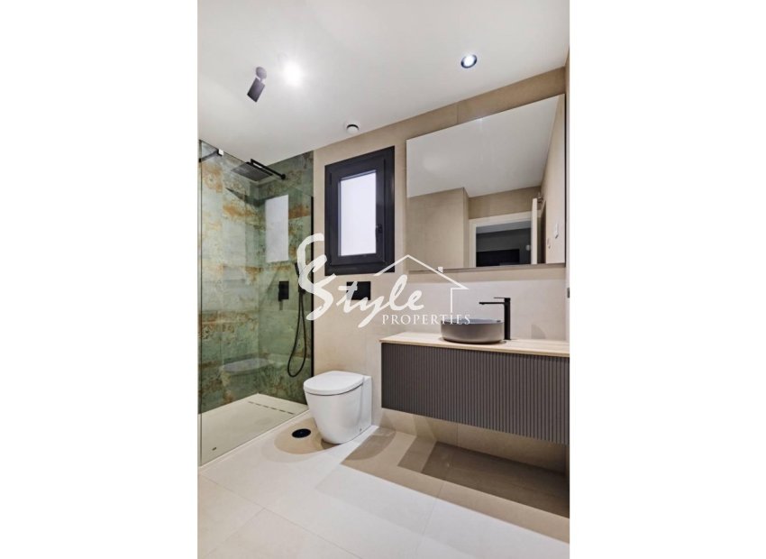 Resale - Apartamento - Torrevieja - La Veleta