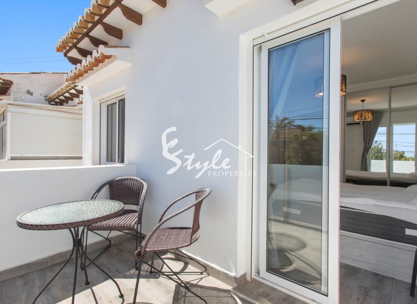 Resale - Apartamento - Torrevieja - Lago Jardin