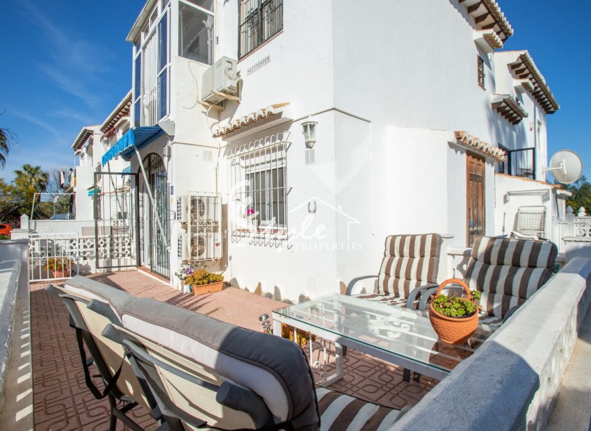 Resale - Apartamento - Torrevieja - Lago Jardin