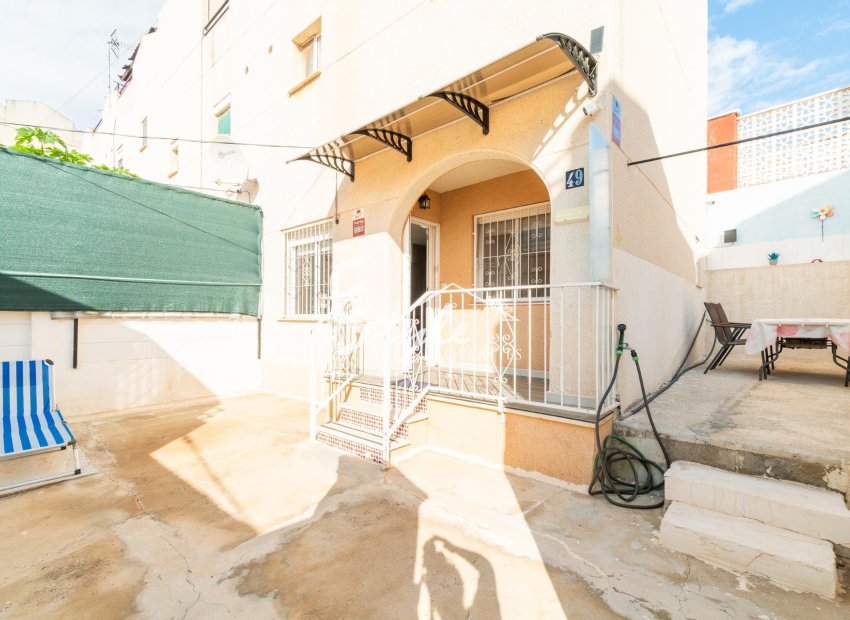 Resale - Apartamento - Torrevieja - Los Balcones