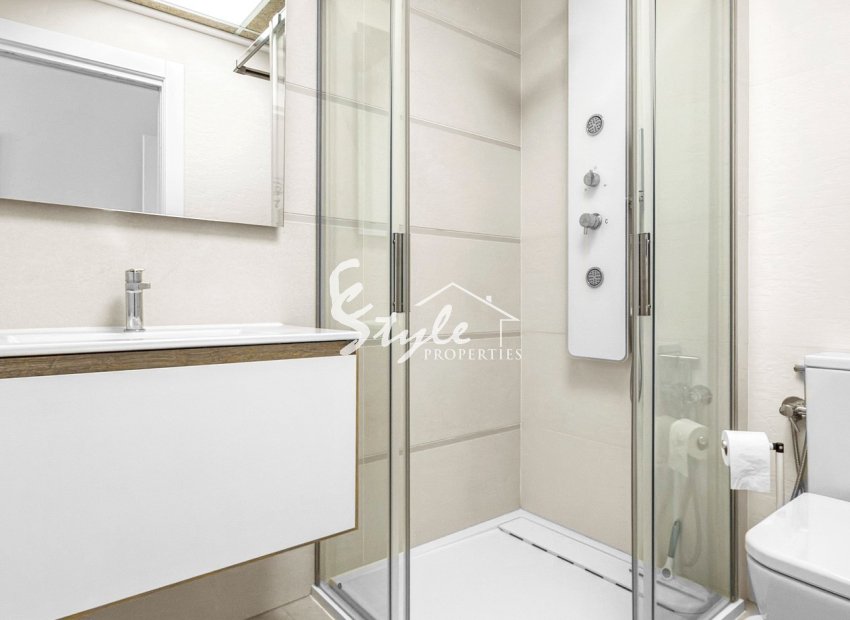 Resale - Apartamento - Torrevieja - Los Balcones