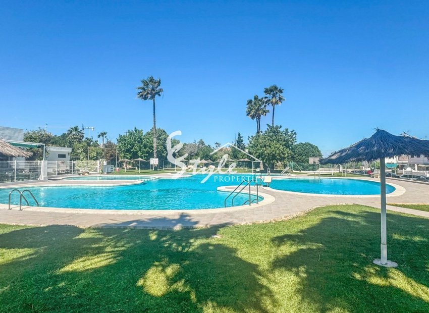 Resale - Apartamento - Torrevieja - Los Balcones