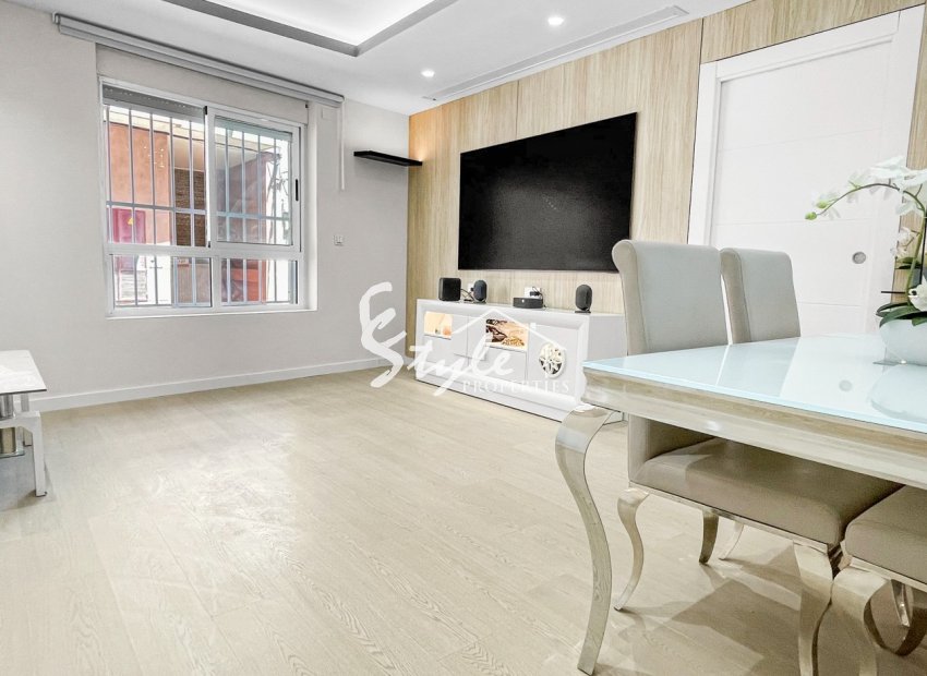 Resale - Apartamento - Torrevieja - Parque las naciones