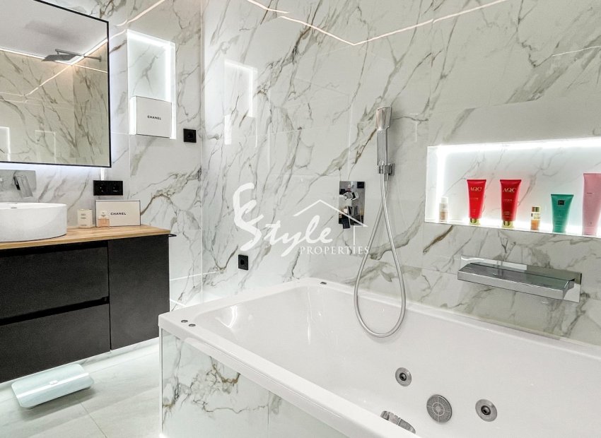 Resale - Apartamento - Torrevieja - Parque las naciones