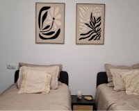 Resale - Apartamento - Torrevieja - Playa Acequion