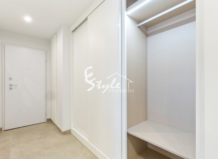 Resale - Apartamento - Torrevieja - Playa de El Cura