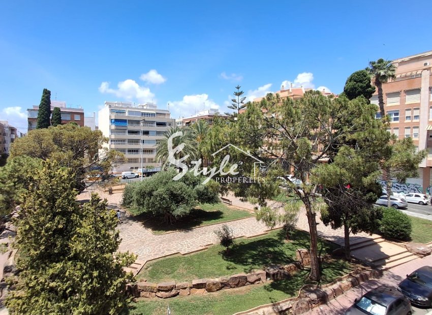 Resale - Apartamento - Torrevieja - Playa de El Cura