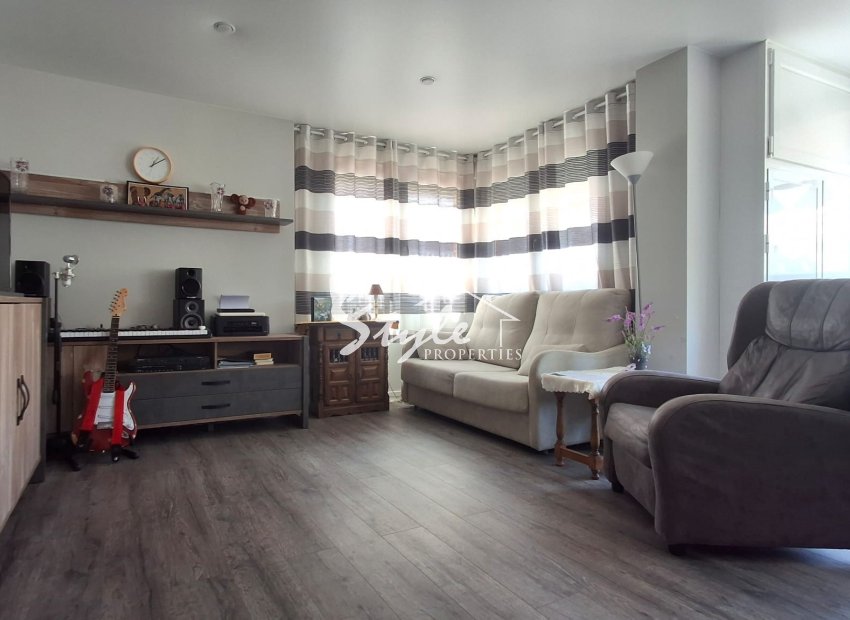 Resale - Apartamento - Torrevieja - Playa de El Cura