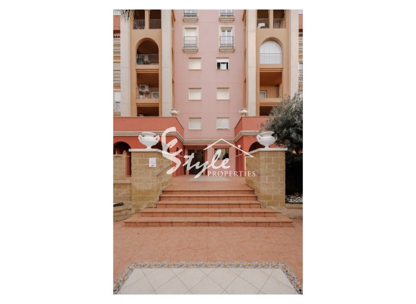 Resale - Apartamento - Torrevieja - Playa de los Locos