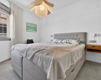 Resale - Apartamento - Torrevieja - Playa de los Locos