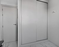 Resale - Apartamento - Torrevieja - Playa de los Locos