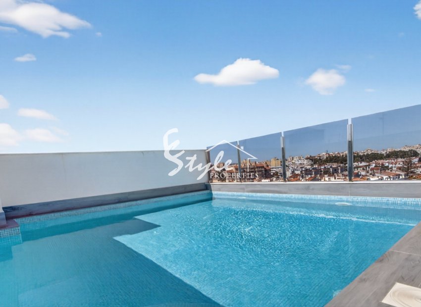 Resale - Apartamento - Torrevieja - Playa de los Locos