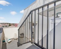 Resale - Apartamento - Torrevieja - Playa de los Locos