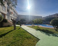 Resale - Apartamento - Torrevieja - Playa del Acequión