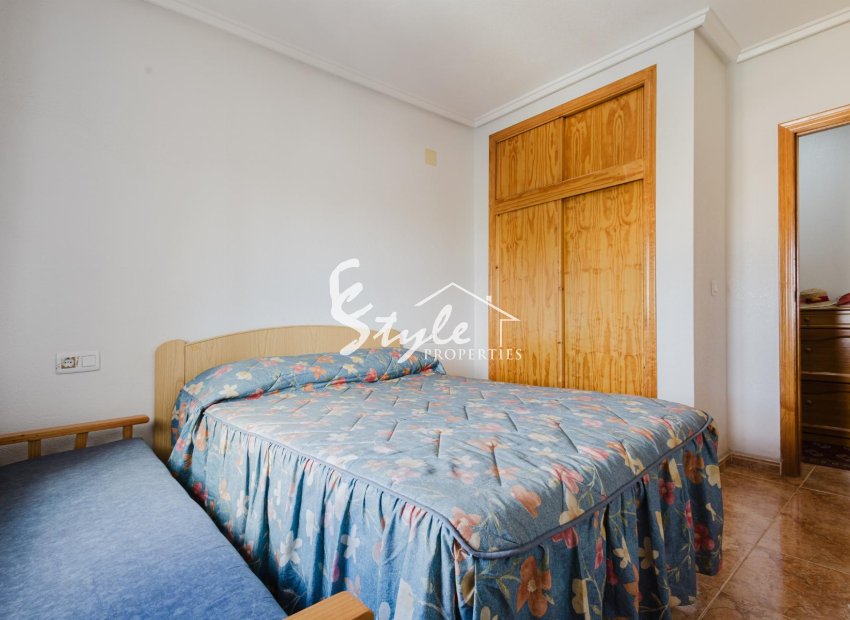 Resale - Apartamento - Torrevieja - Playa del Acequión