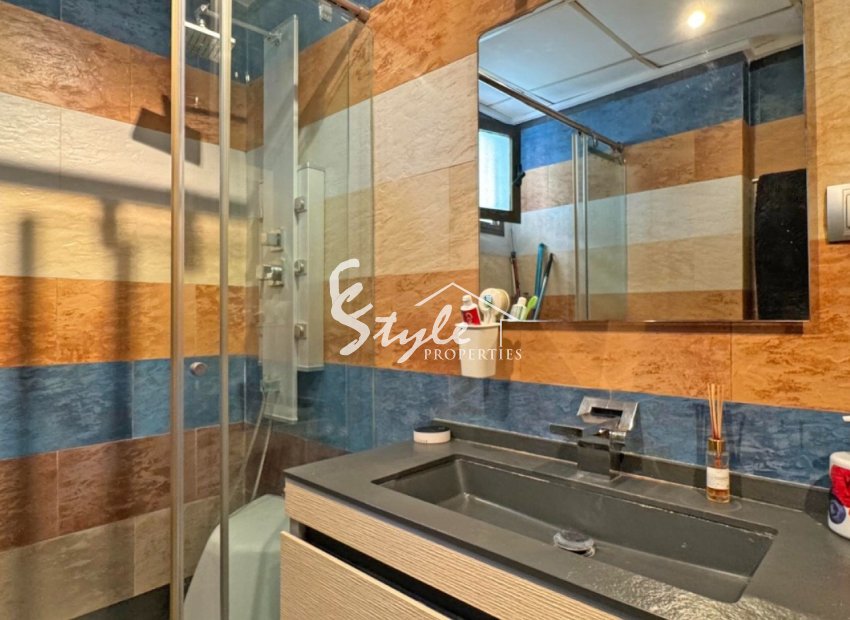 Resale - Apartamento - Torrevieja - Playa del Cura