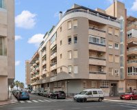 Resale - Apartamento - Torrevieja - Playa del Cura