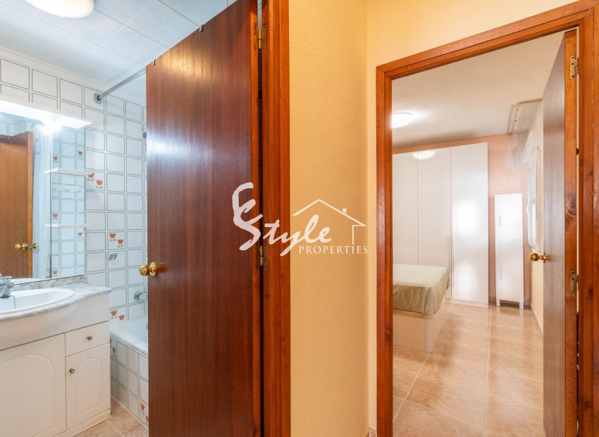 Resale - Apartamento - Torrevieja - Playa del Cura