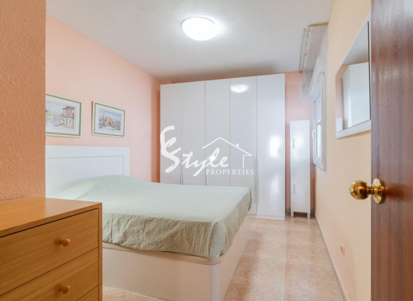 Resale - Apartamento - Torrevieja - Playa del Cura
