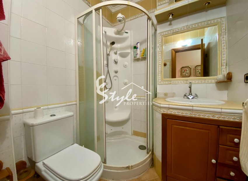Resale - Apartamento - Torrevieja - Playa del Cura