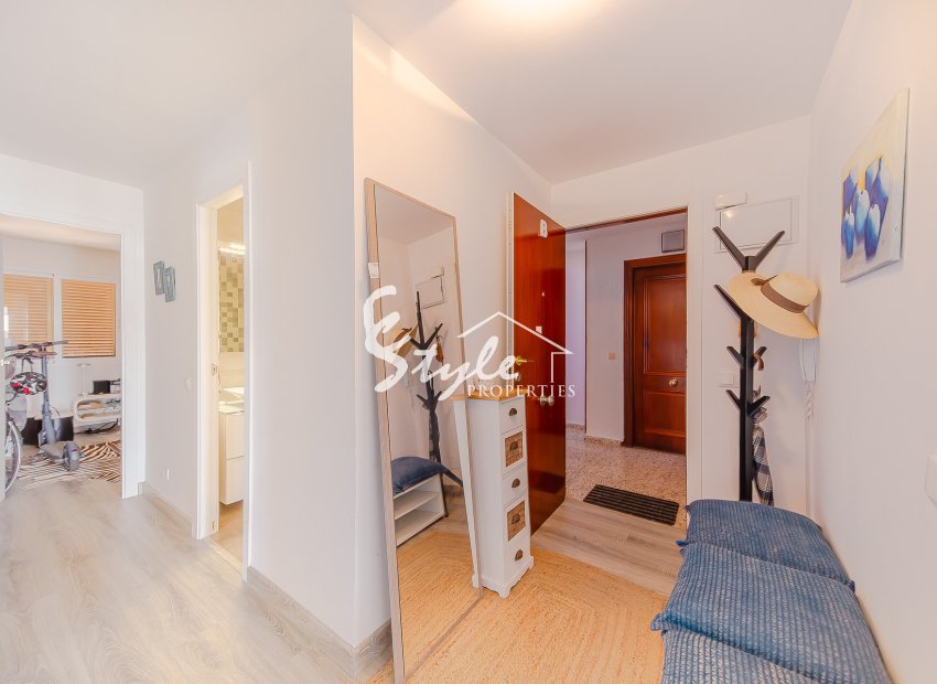 Resale - Apartamento - Torrevieja - Playa del Cura