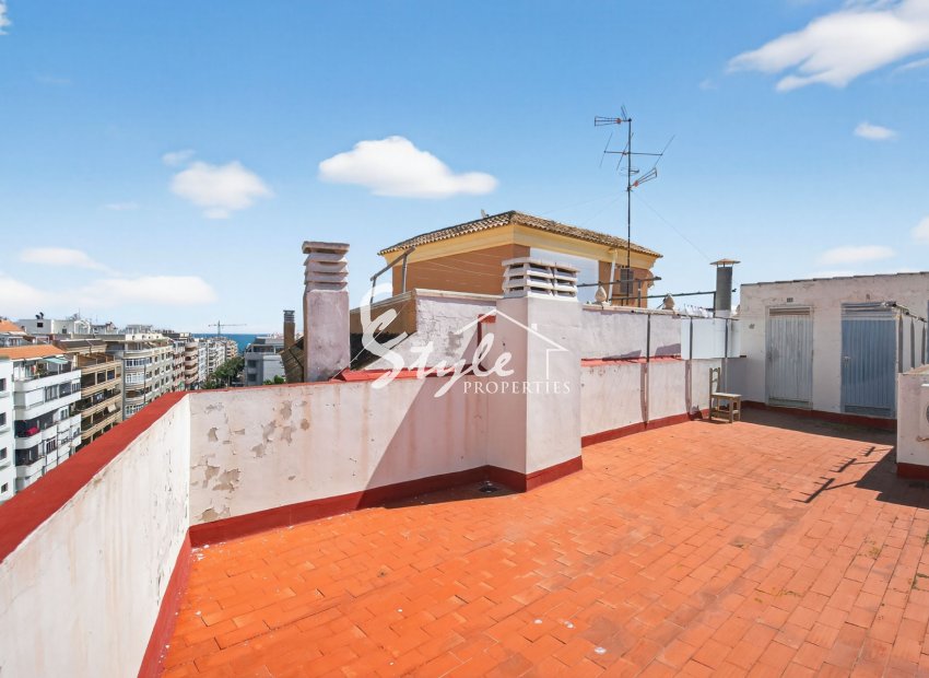 Resale - Apartamento - Torrevieja - Playa del Cura