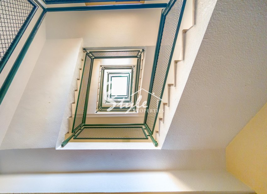 Resale - Apartamento - Torrevieja - Playa del Cura