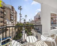 Resale - Apartamento - Torrevieja - Puerto