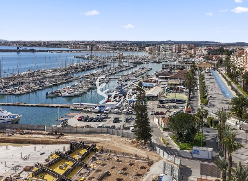 Resale - Apartamento - Torrevieja - Puerto