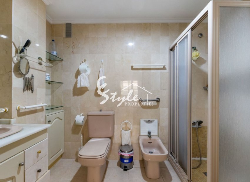 Resale - Apartamento - Torrevieja